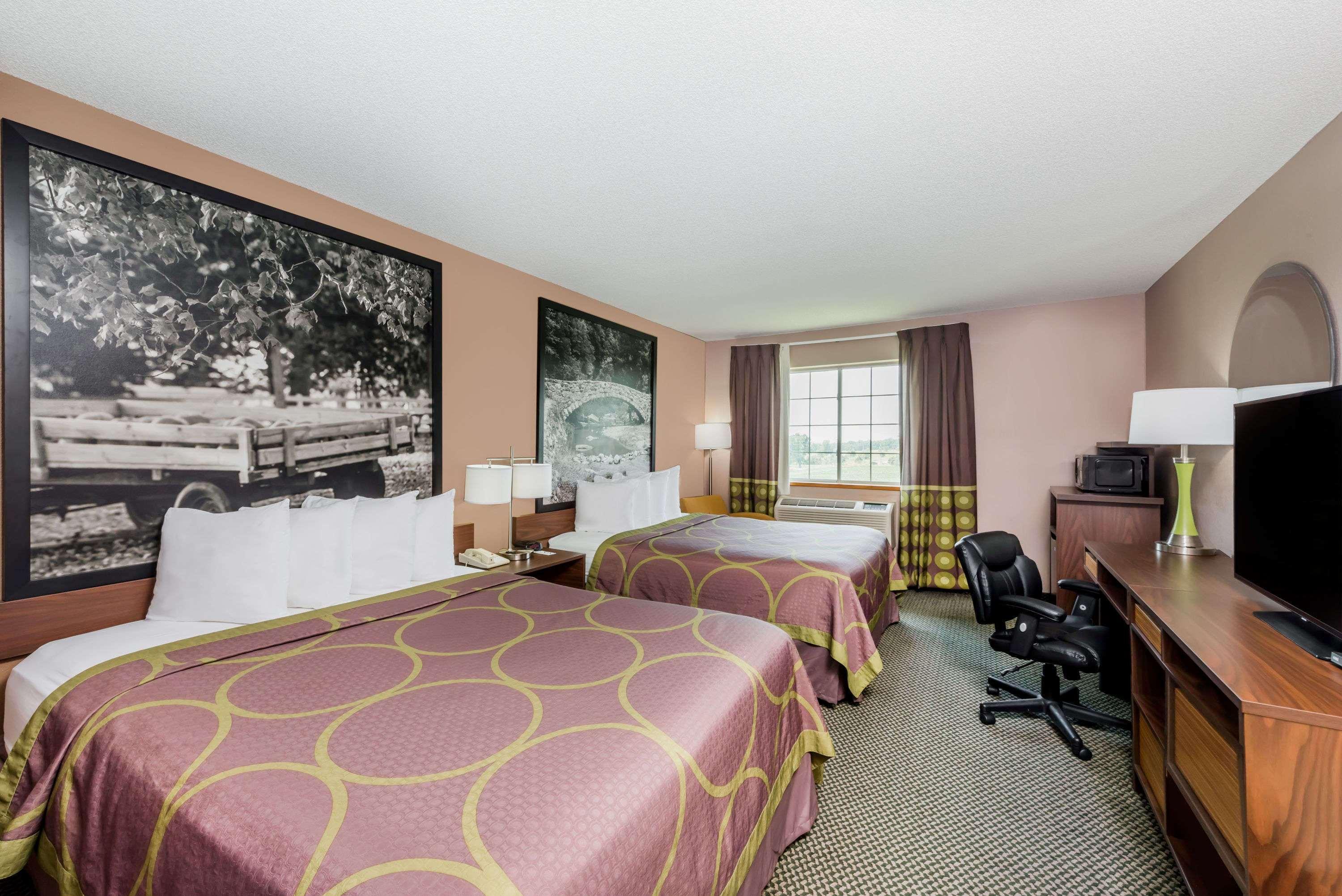 Super 8 By Wyndham Winfield-Quail Ridge Area Hotel Bagian luar foto